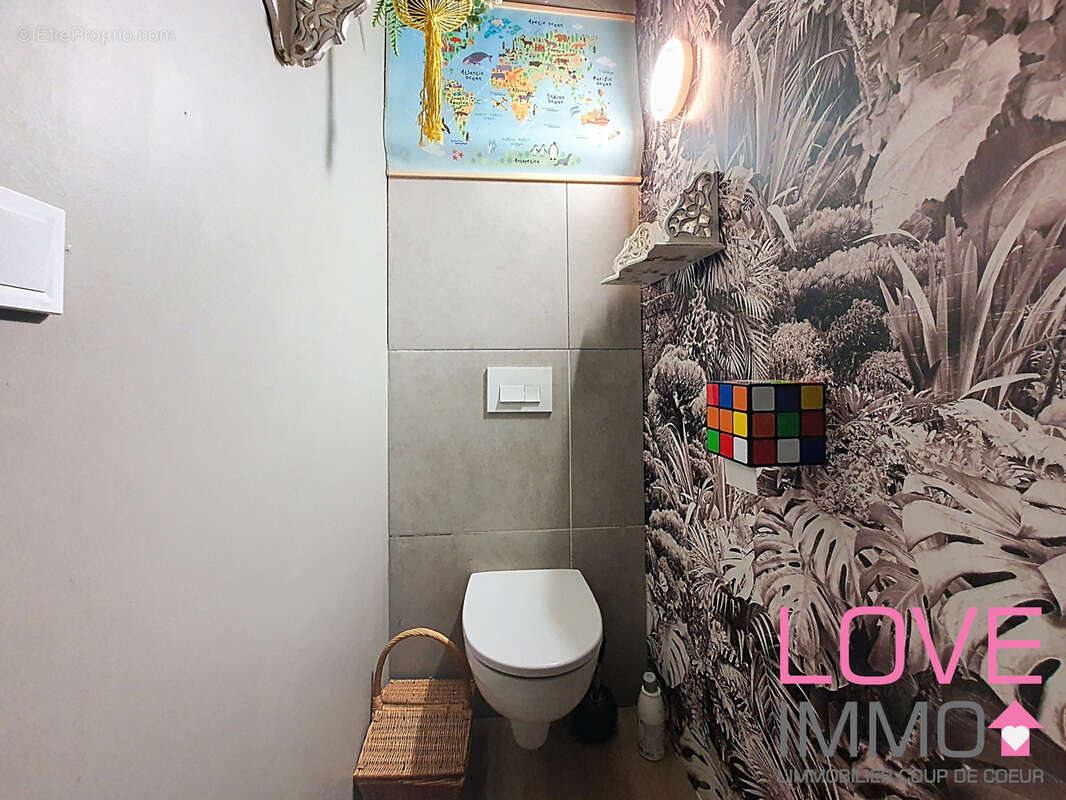 Maison à LA TOUR-DU-PIN