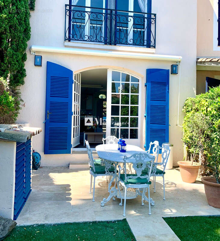 En co-exclusivite jolie maison a vendre a port-grimaud (83310) - photo 3