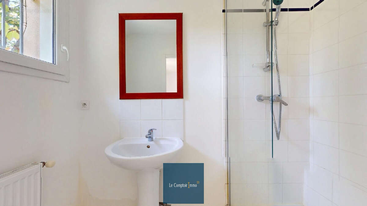 Maison proche du centre - photo 6