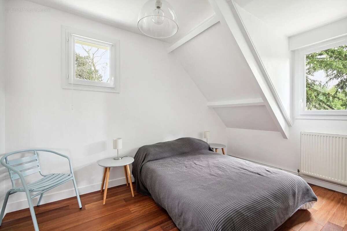 Maison à LE VESINET