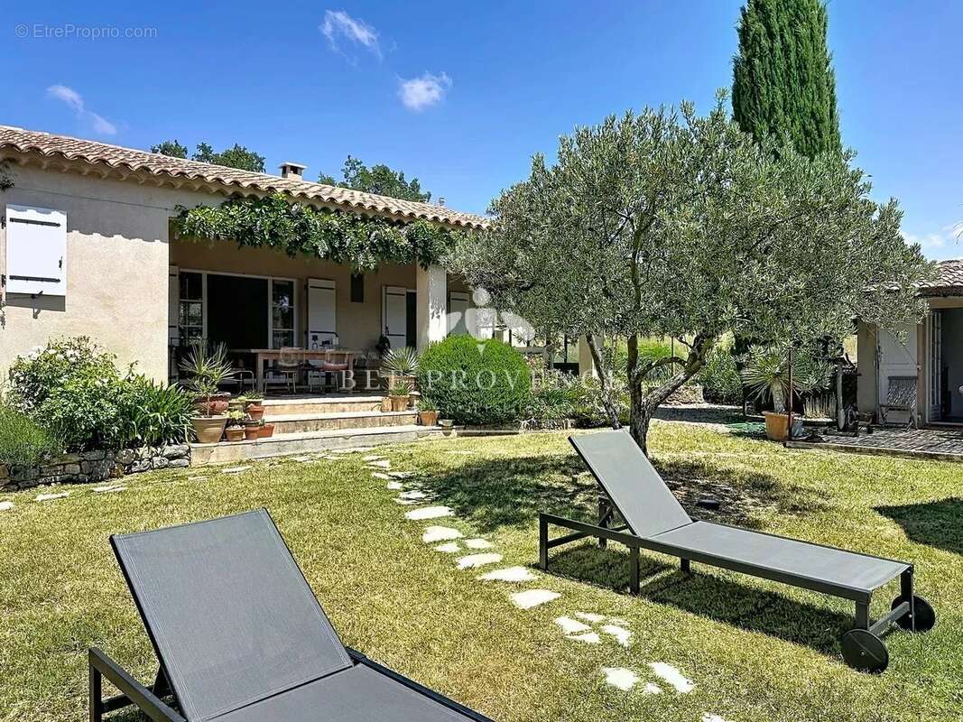 Maison de caractère avec piscine et maison d'amis, au calme - photo 14