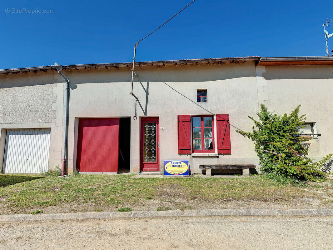 Maison à LONGCHAMPS-SUR-AIRE
