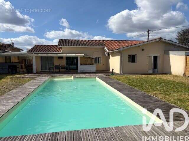 Photo 2 - Maison à GRADIGNAN