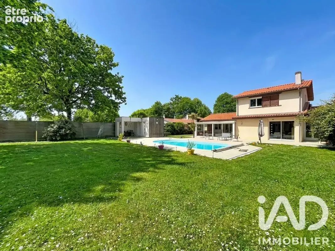 Photo 1 - Maison à PESSAC