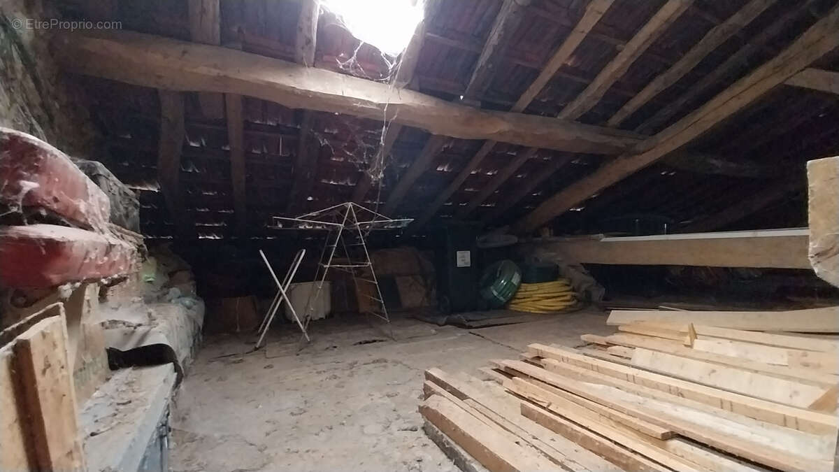 Maison à RAZAC-SUR-L'ISLE