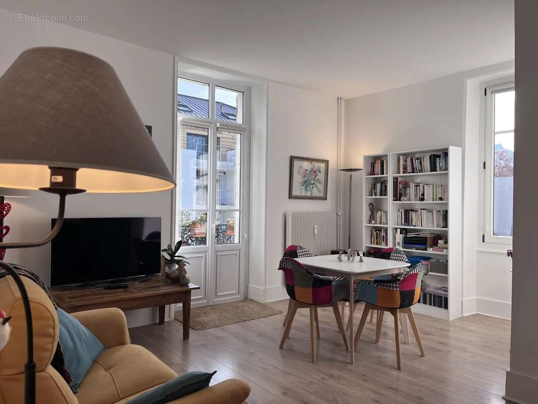 Appartement à AIX-LES-BAINS
