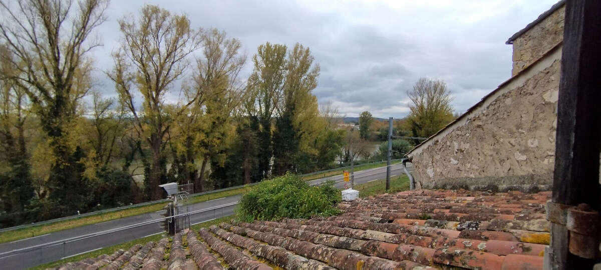 Maison à PORT-SAINTE-MARIE