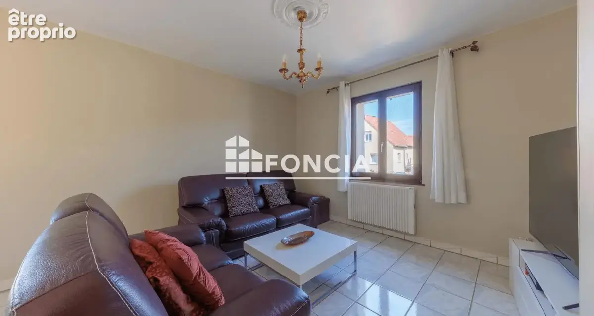 Maison -  115 m2 - 5 pieces -4  chambres - terrasse - sous-sol - terrain 400m2 - photo 9