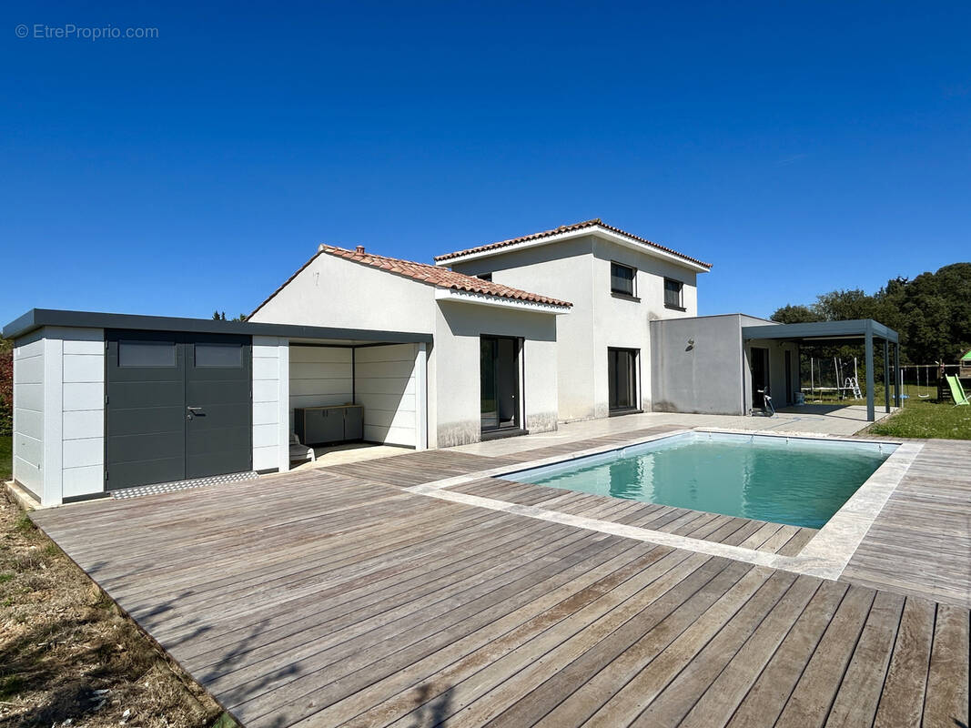 Maison à SAINT-QUENTIN-LA-POTERIE