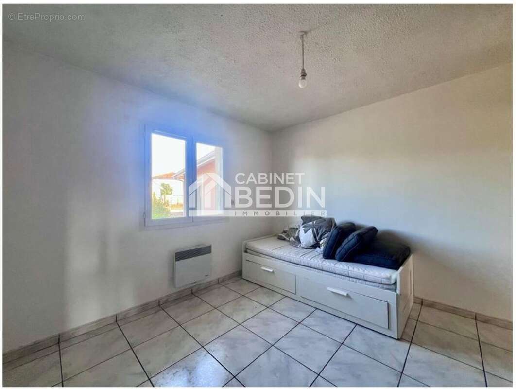 Maison à AMBARES-ET-LAGRAVE