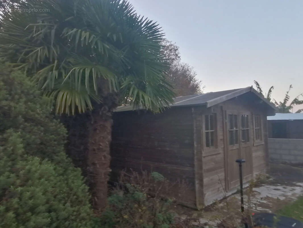 Maison à CAOUENNEC-LANVEZEAC