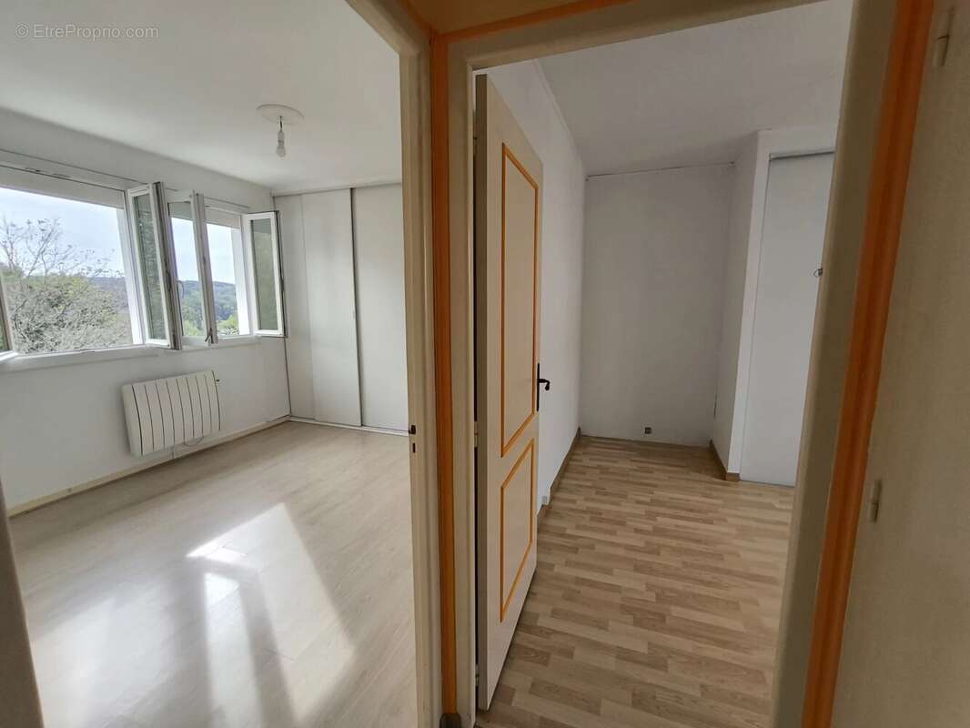 Maison à SAILLAT-SUR-VIENNE