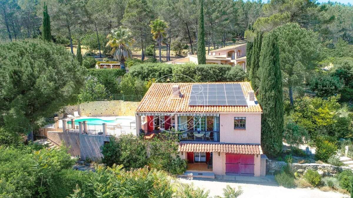 Maison à TARADEAU