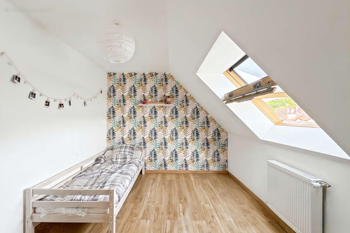 Maison à FOLLAINVILLE-DENNEMONT