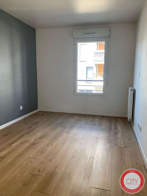 Appartement à SAINT-OUEN-L'AUMONE