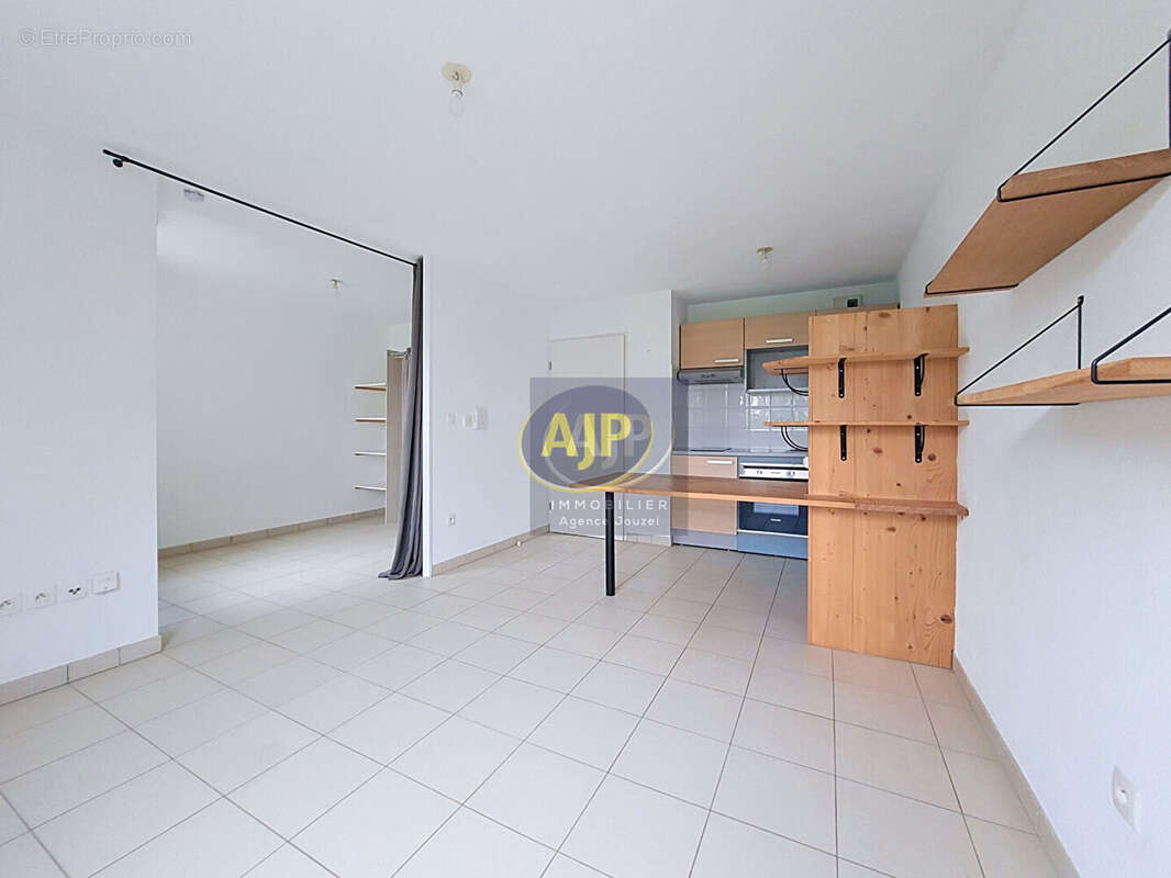 Appartement à SAINT-SEBASTIEN-SUR-LOIRE