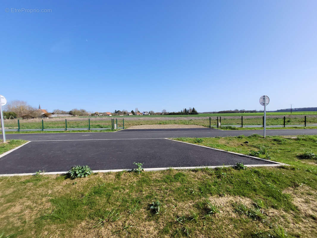 Terrain à ILLIERS-COMBRAY