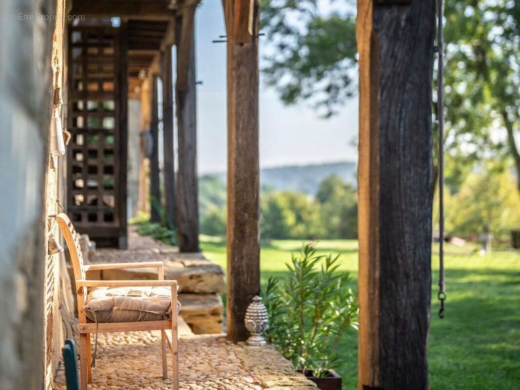 Maison 785 m² à Montagnac-La-Crempse  - photo 7