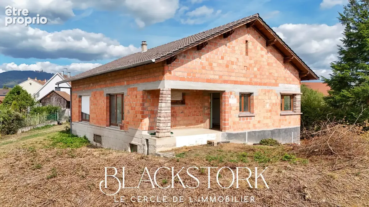Maison à rénover de 175 m² sur plus de 8 ares - photo 2