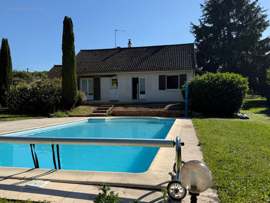 Maison à BRIANTES