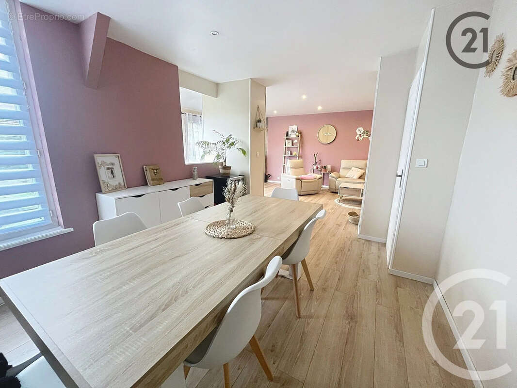 Maison à LA CHAUSSEE-SUR-MARNE