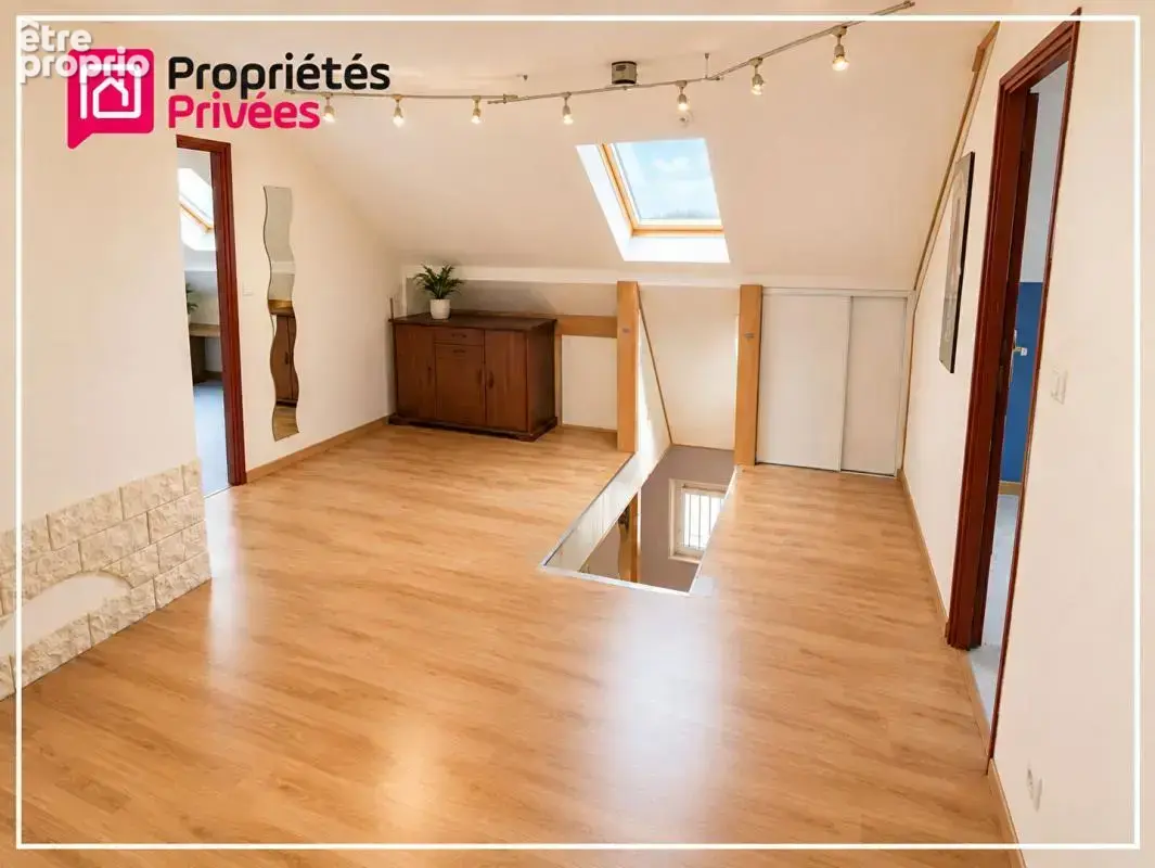 Maison familiale avec terrain constructible indépendant - Frahier-et-Châtebier - photo 10