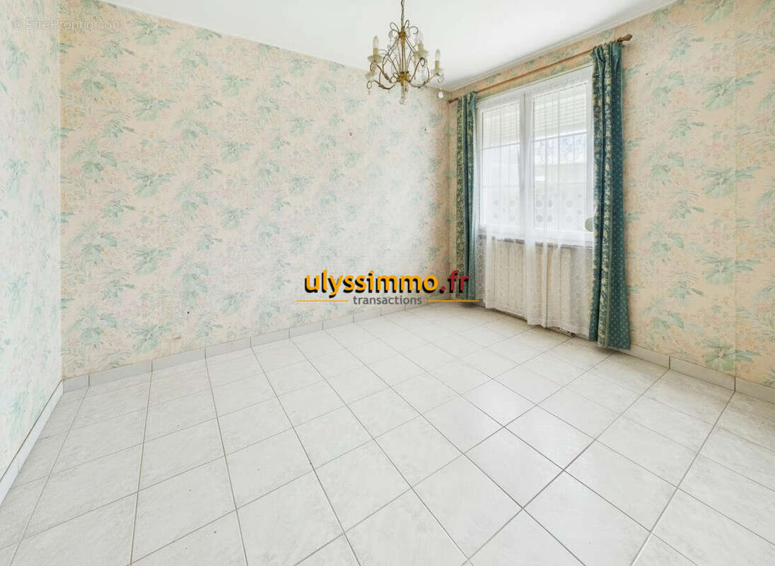 Maison 74 m² à Bayonvillers  - photo 3