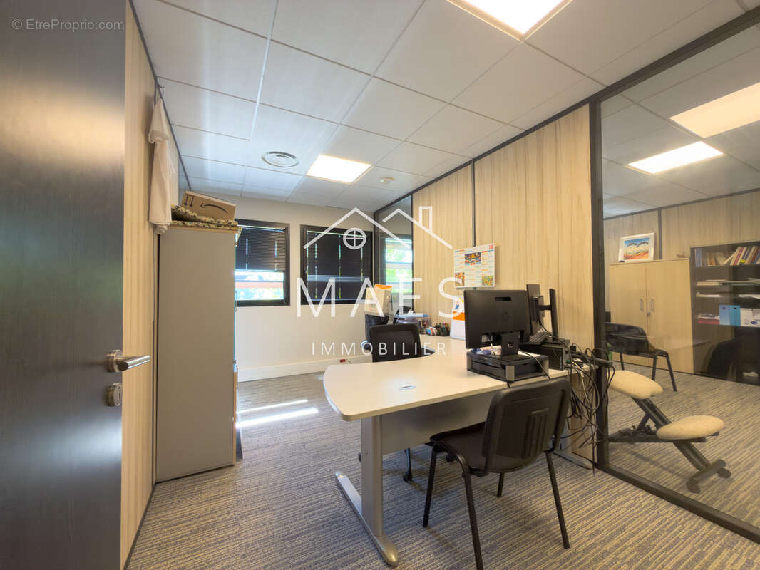 LOOS - Bureau de 215 m2 proche CHU - photo 10