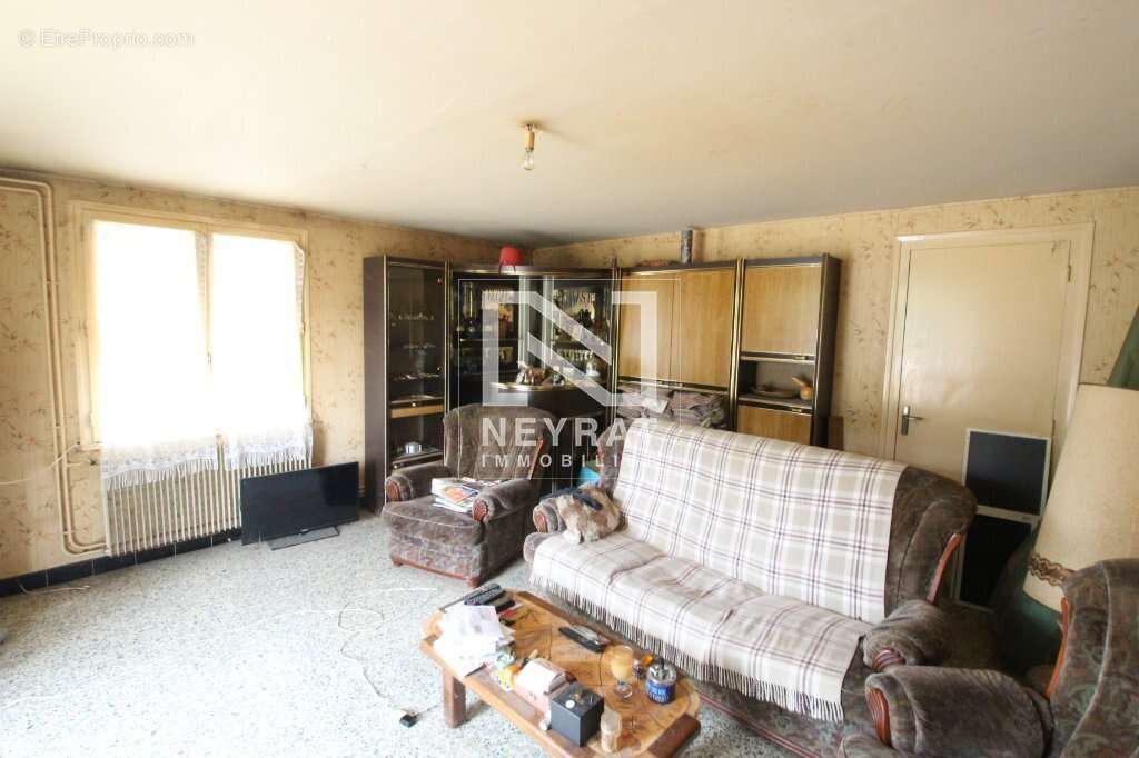 Appartement à BRANGES