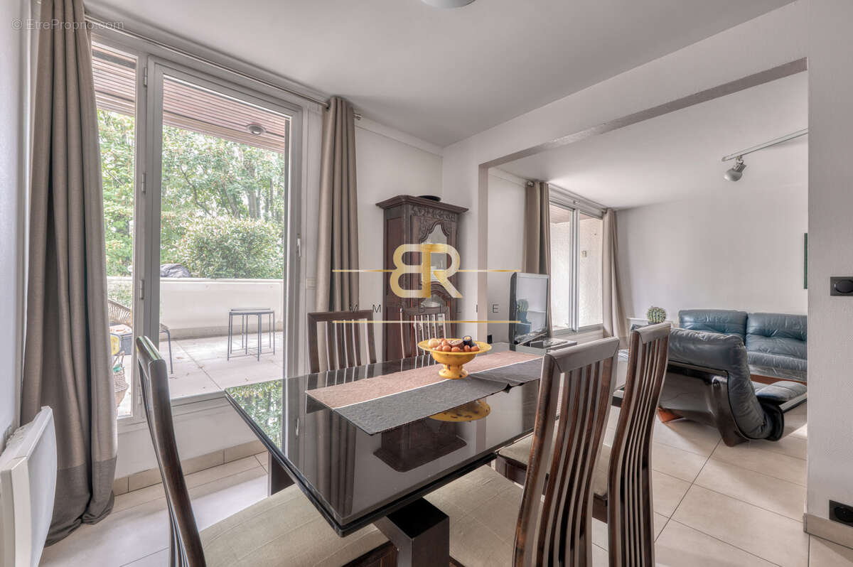 Appartement à CHAMPIGNY-SUR-MARNE