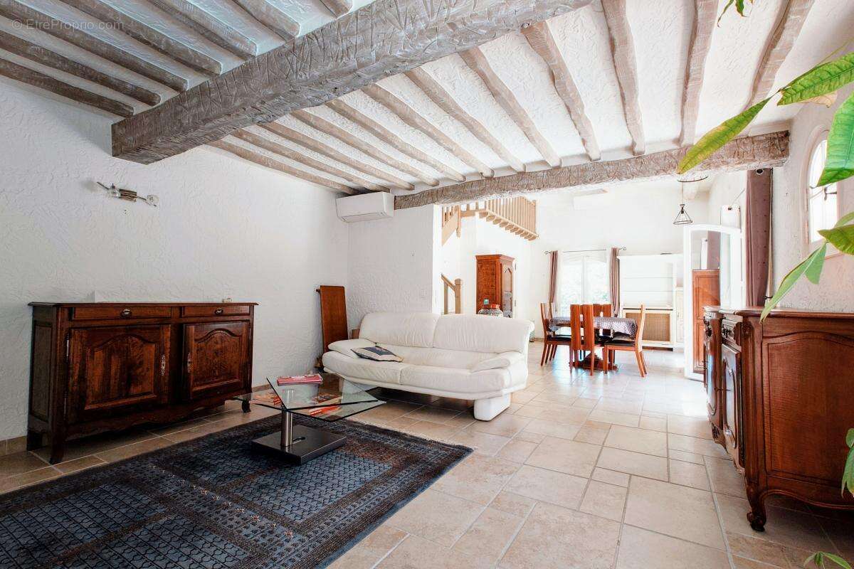 Maison à BIOT