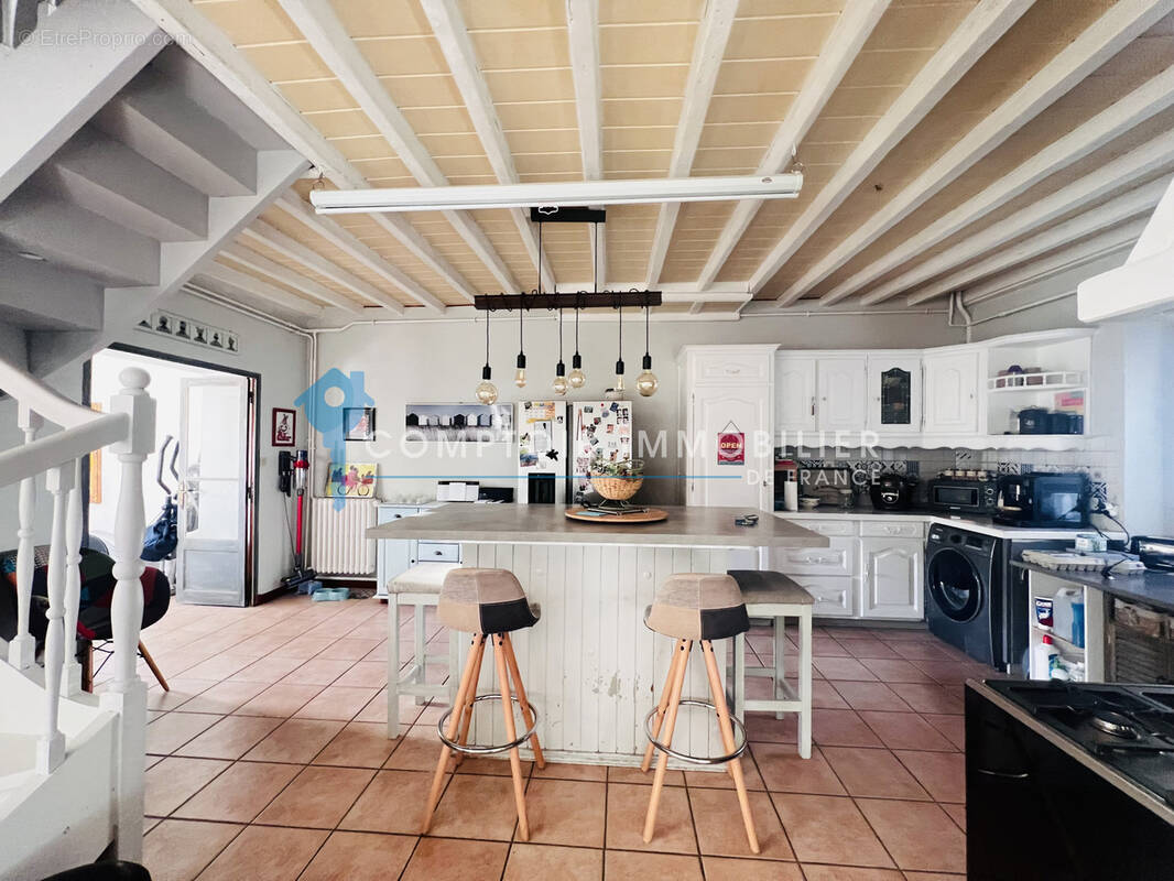Maison à AUNAY-SOUS-AUNEAU