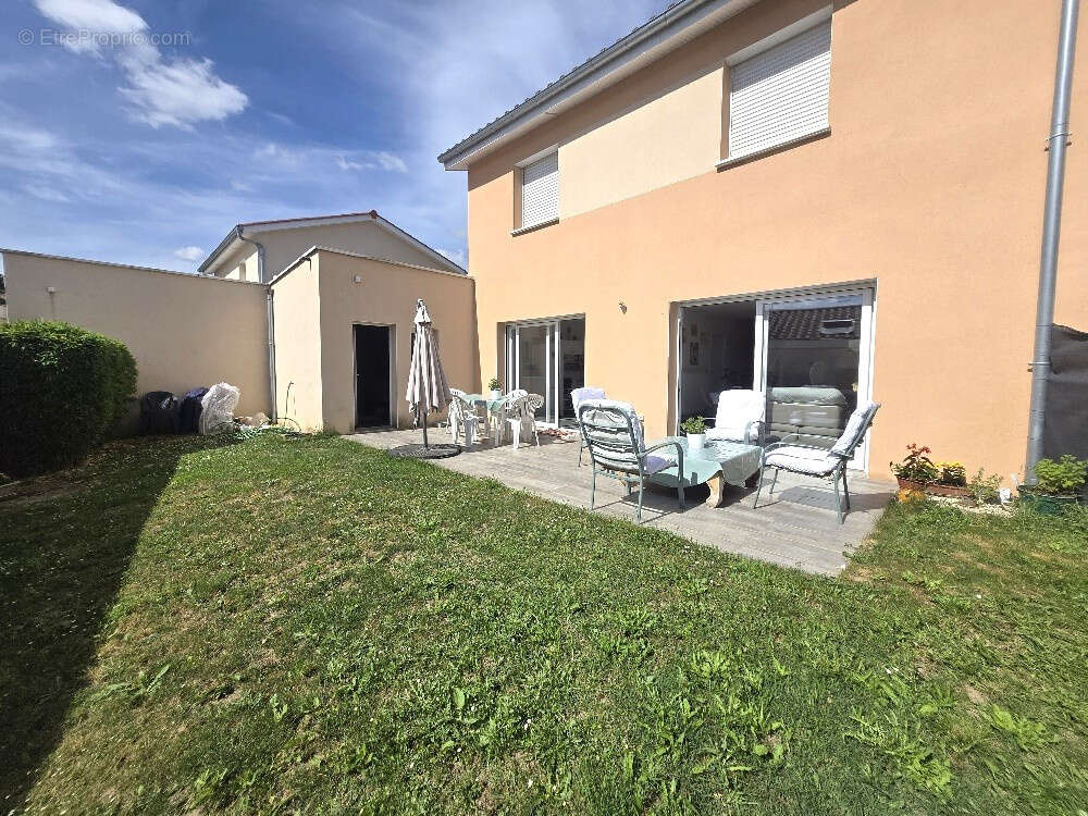 Maison à BRINDAS