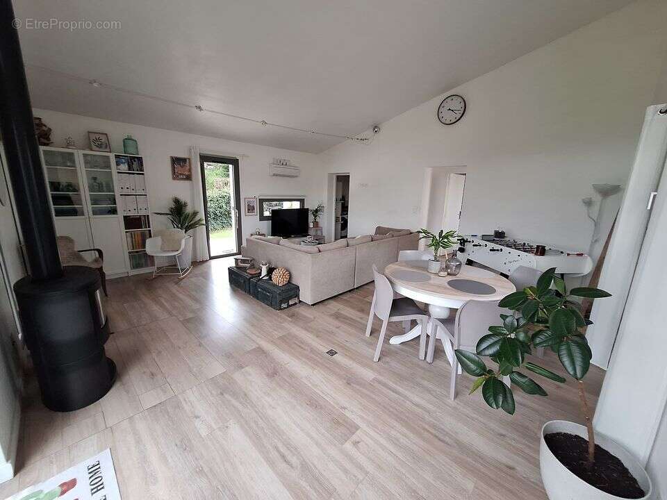 Maison à ALIXAN