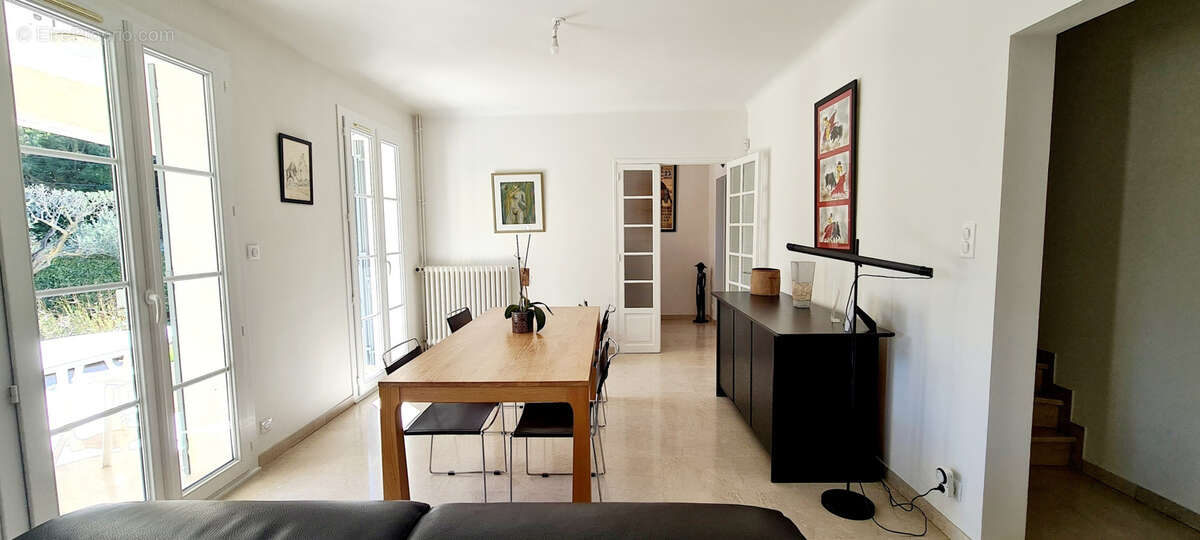 Maison à BARBENTANE