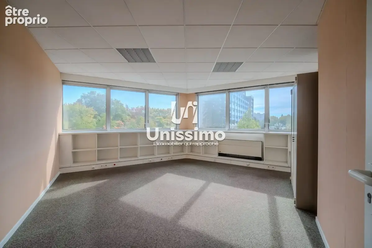 Commerce 300 m² à vendre à Montbeliard (25200) - photo 8