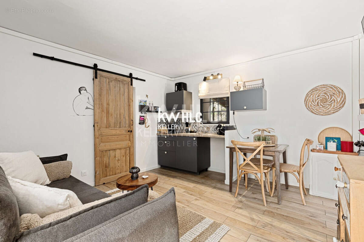 Maison 11 pièces 181 m² à vendre à Le Bar-Sur-Loup (06620) - photo 6