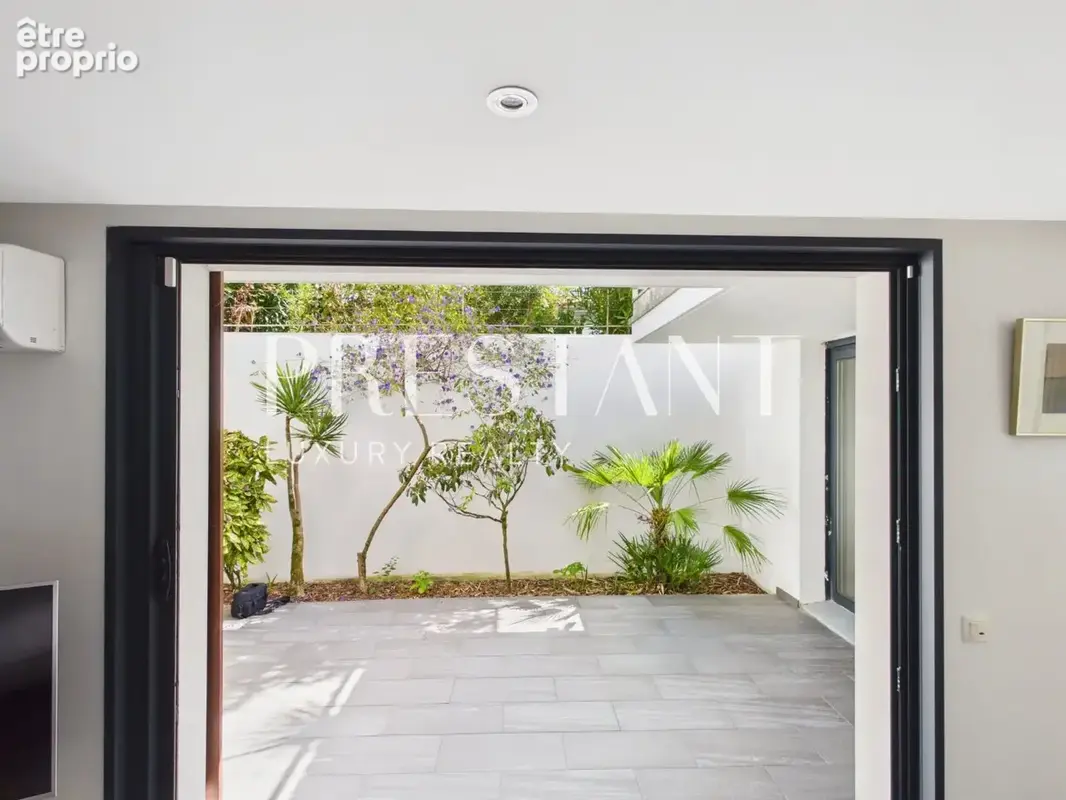 Villa d'architecte de 240 m² à Chiberta, vue mer depuis le toit-terrasse - photo 25