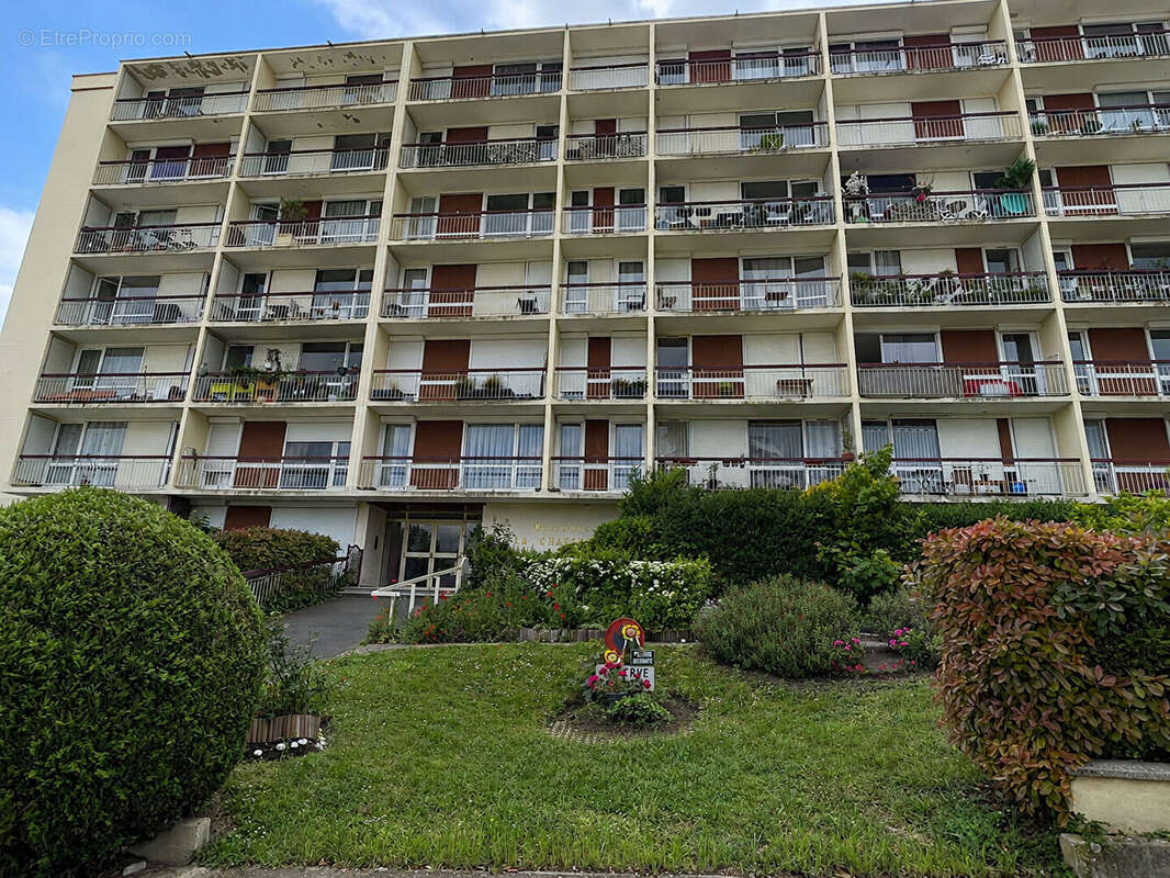 Appartement à AVON