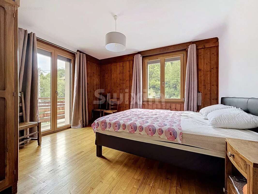 Grande maison composee de 2 appartements et garage - photo 19