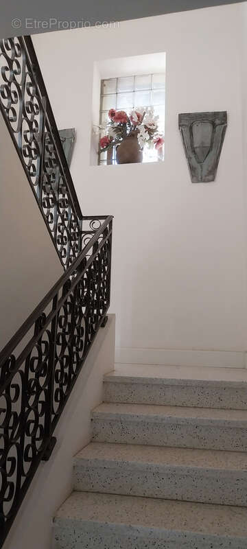Maison bourgeoise avec jardin en centre village - photo 9