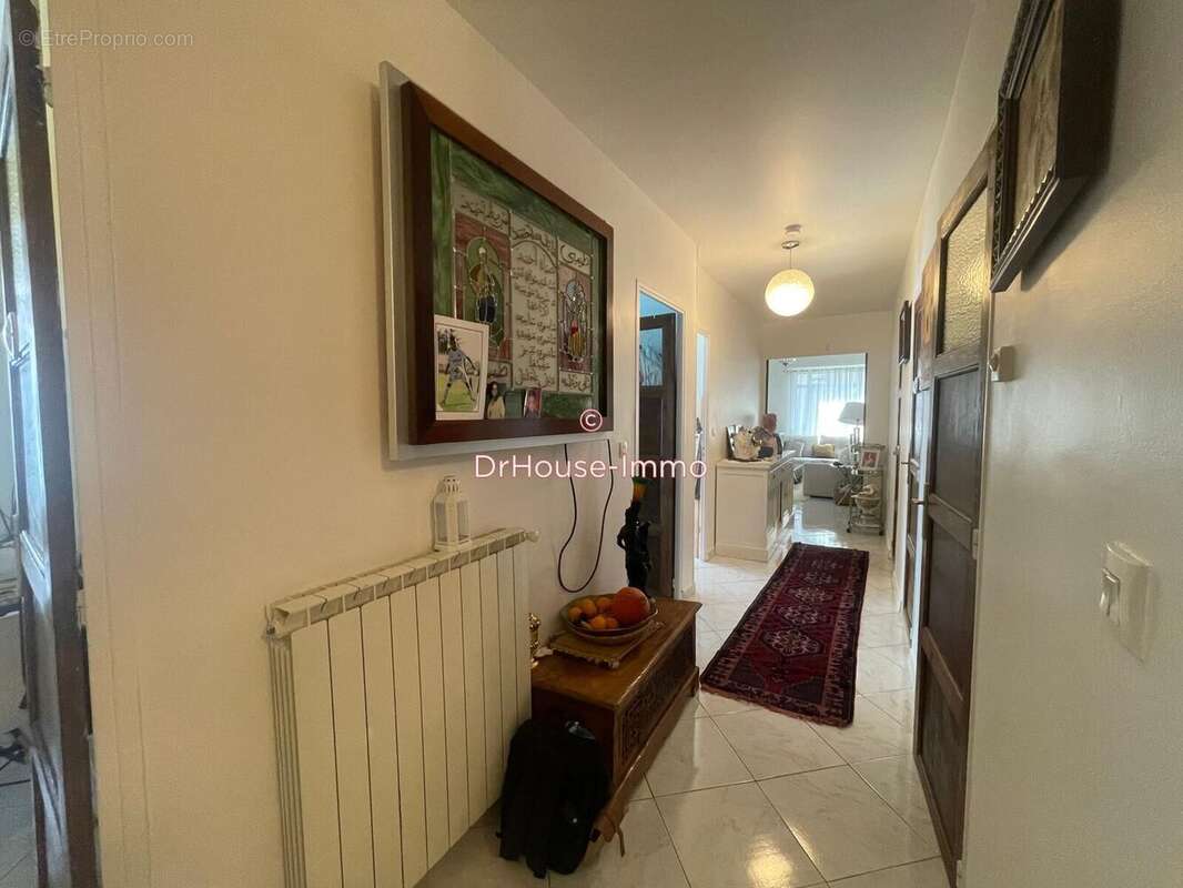 Appartement à MARSEILLE-7E