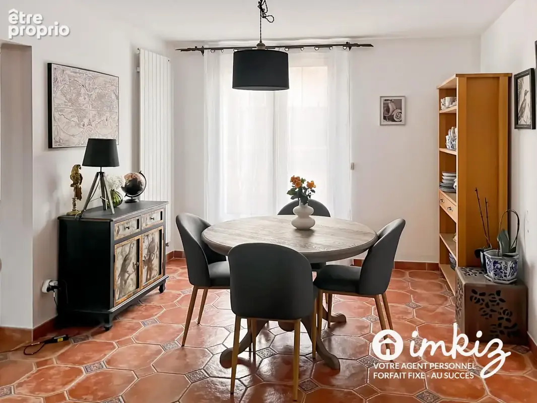 Maison de 228 m2 + dépendances  de 28  m2 - photo 7