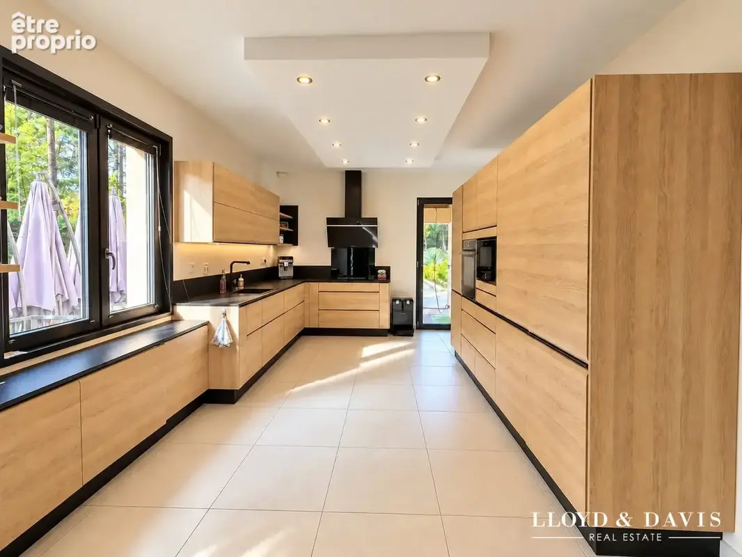 Maison 10 pièces 340 m² à vendre à Lamorlaye (60260) - photo 7