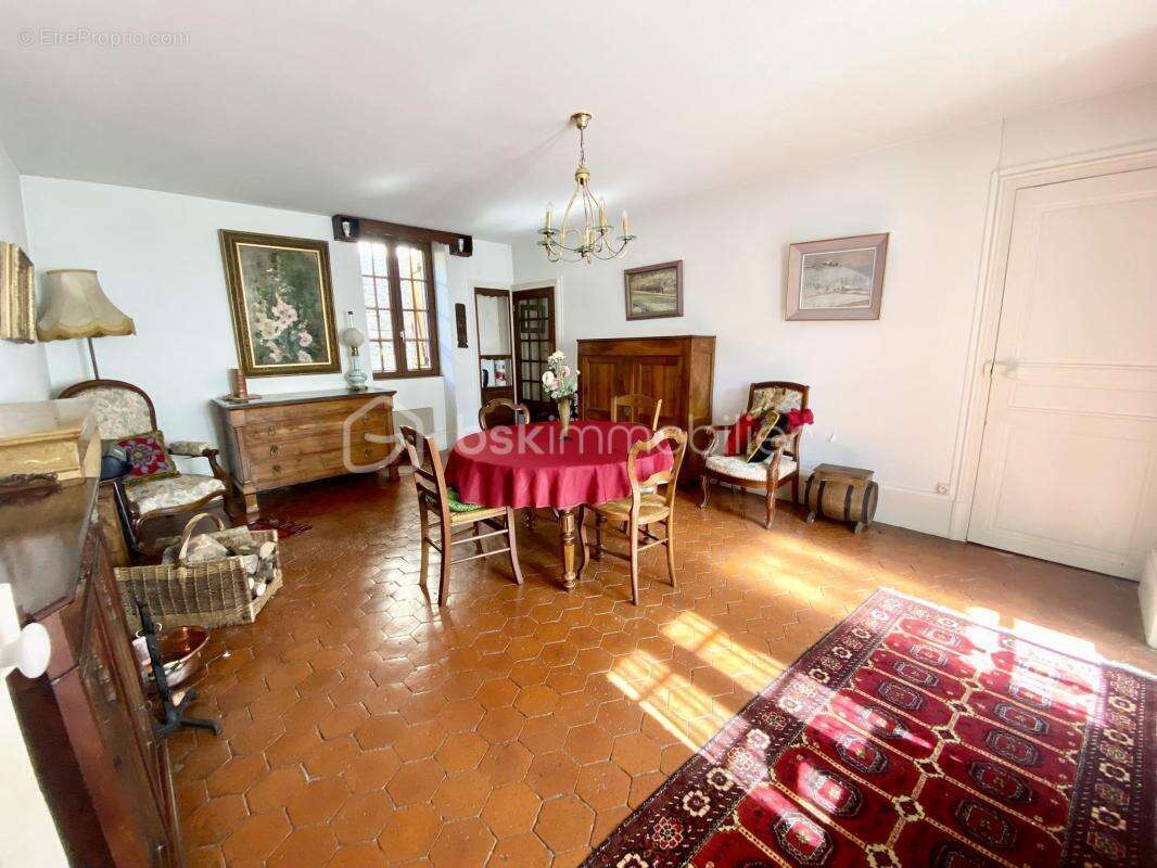 Maison à GISSEY-SUR-OUCHE