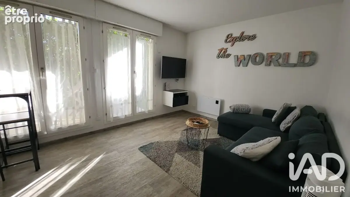Photo 1 - Appartement à MOISSY-CRAMAYEL
