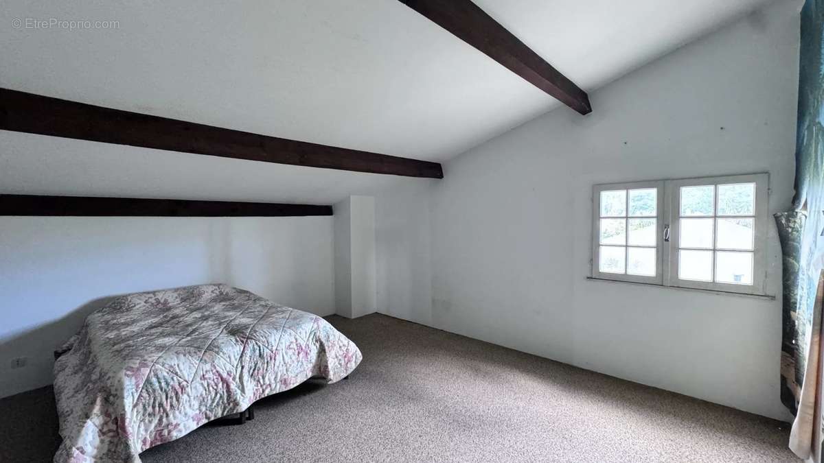 Maison à SANTA-LUCIA-DI-MORIANI