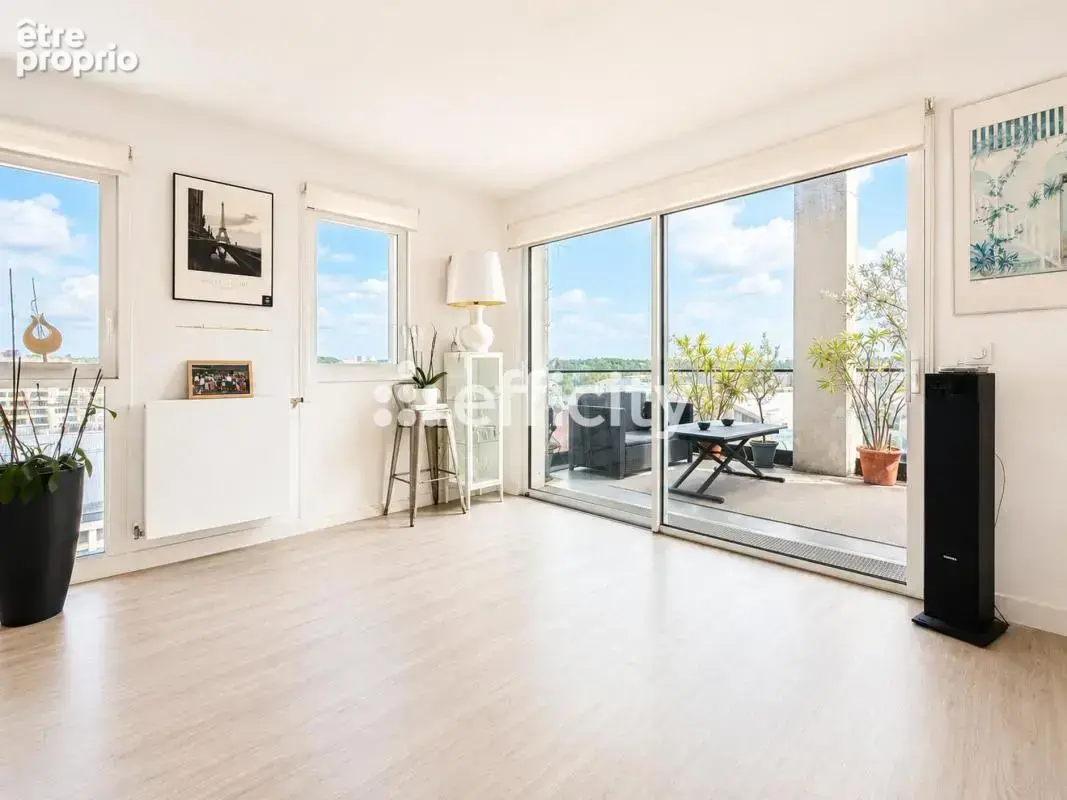 Appartement à BORDEAUX