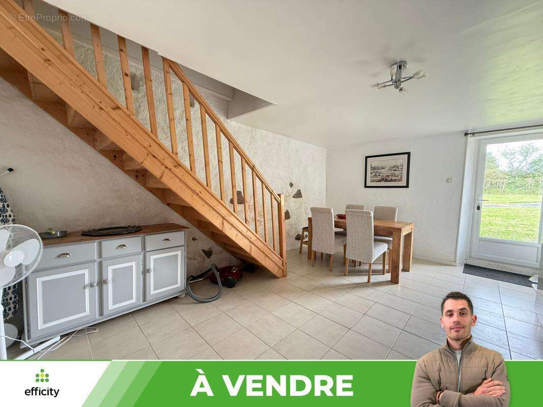 Maison à ASNIERES-SUR-BLOUR