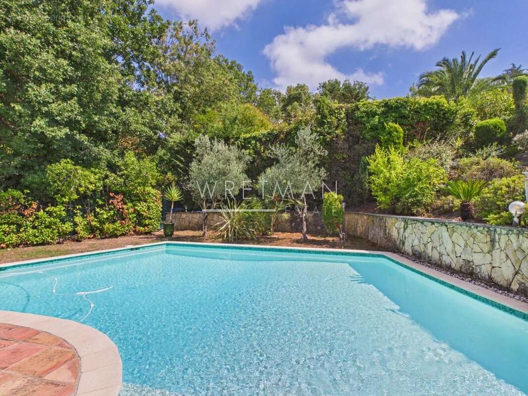 Villa familiale avec piscine dans une domaine sécurisé - Mougins - photo 5